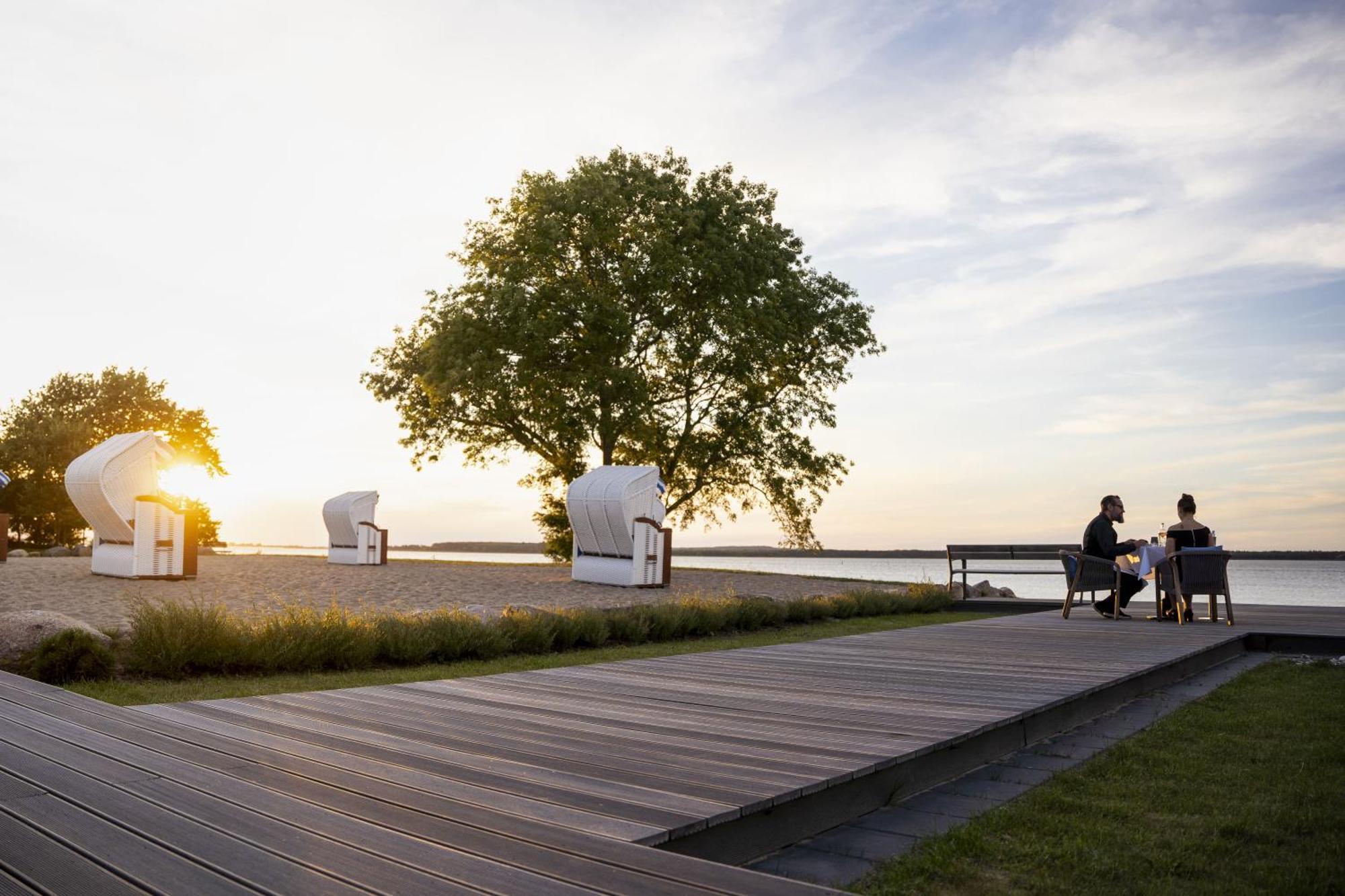 Aedenlife & Ruegen Hotel 4*