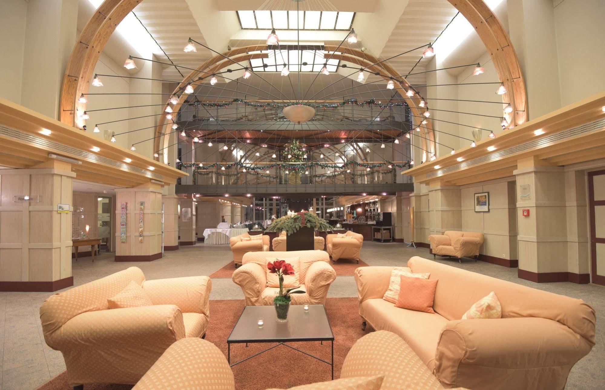 Aedenlife & Ruegen Hotel